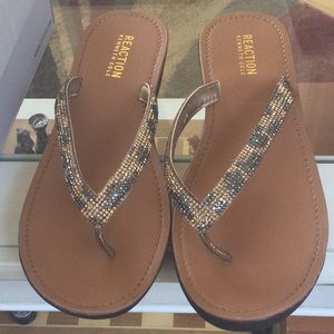 Kenneth Cole Reaction Tong Wedge